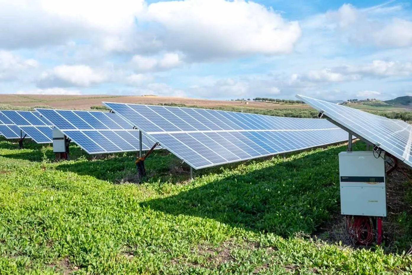 solar panel fight against climate change