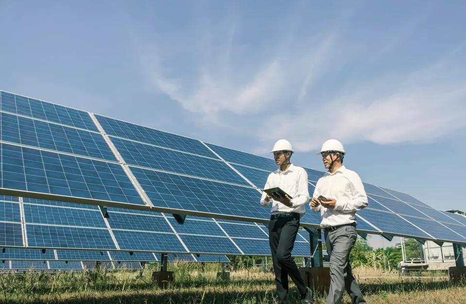 Best Commercial Solar Solutions for Businesses in Pakistan